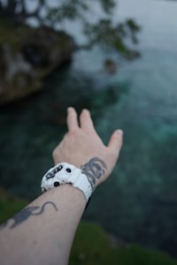 Coral Om Symbol Bracelet thumbnail 3