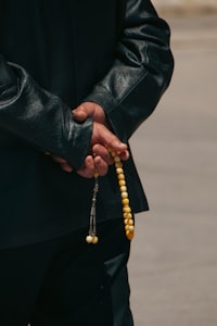 Tibetan Buddhist Knot Bracelet thumbnail 3